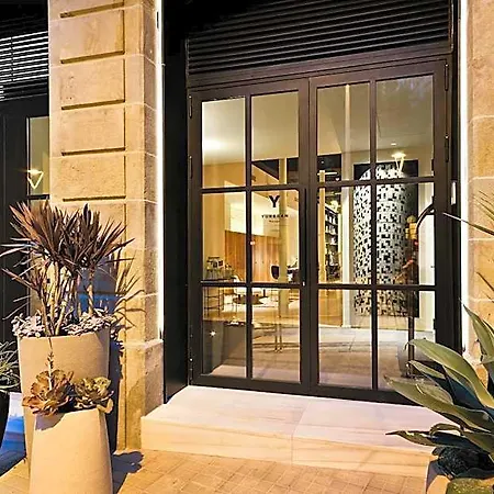 Yurbban Passage & Hotel