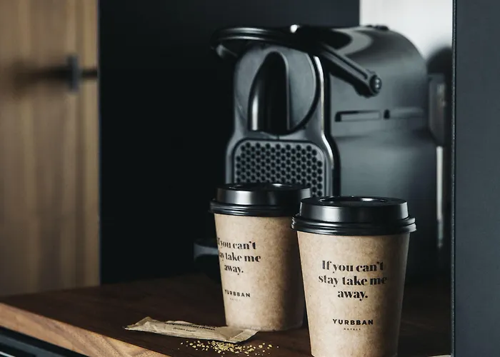 Yurbban Passage & 4*