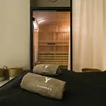 Yurbban Passage & Hotel 4*