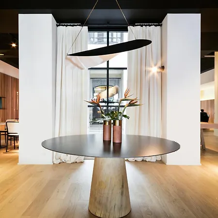 Yurbban Passage & Hotel Barcelona