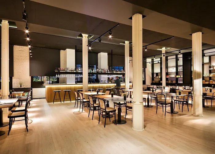 Hotell Yurbban Passage & Barcelona