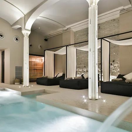 Szálloda Yurbban Passage Hotel&spa 4*